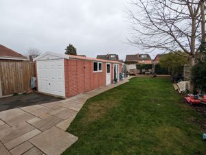 Photo 14- click for photo gallery